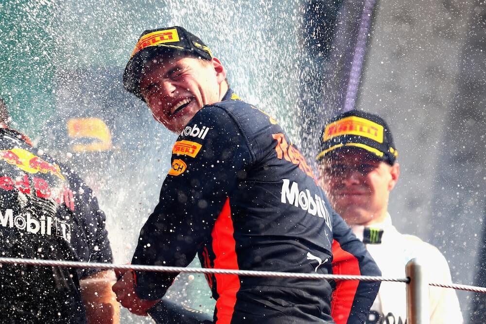F1 第18戦 メキシコgp フェルスタッペン満面の笑みでv2 ドライバーweb クルマ好きの 知りたい がここに F1 第18戦 メキシコgp フェルスタッペン満面の笑みでv2 ドライバーweb クルマ好きの 知りたい がここに
