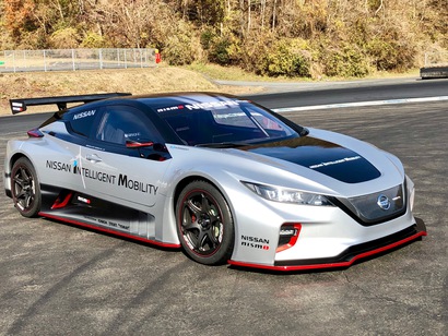 速い カッコイイ リーフnismo Rcの走行初公開 ドライバーweb クルマ好きの 知りたい がここに