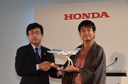 Hondajet Elite がついに日本のオーナーに手渡された その人物に驚く ドライバーweb クルマ好きの 知りたい がここに