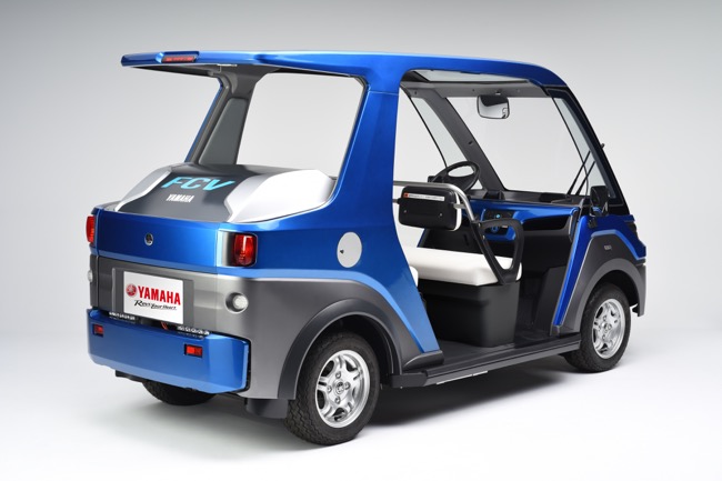 三菱自動車、フィリピンで新型商用車「ヴァーサ バン」を発売。どんな
