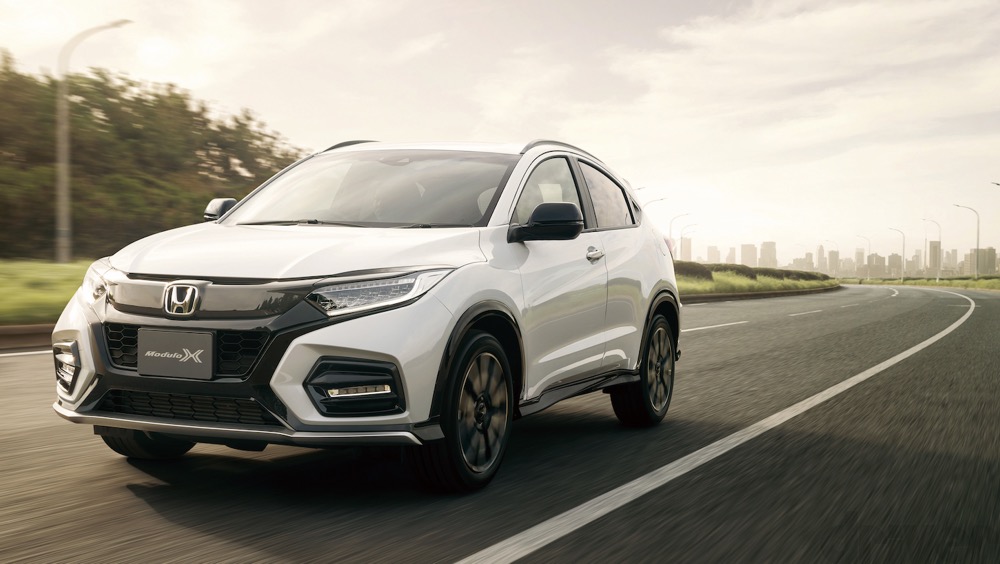 売れてるヴェゼルに人気のコンプリートモデル、モデューロXを追加