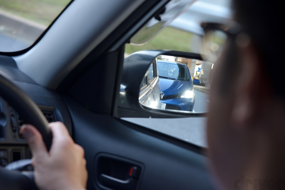 現代の あおり運転 なんて目じゃない 昔のあおりも尋常じゃなかったエピソード7選 ドライバーweb クルマ好きの 知りたい がここに