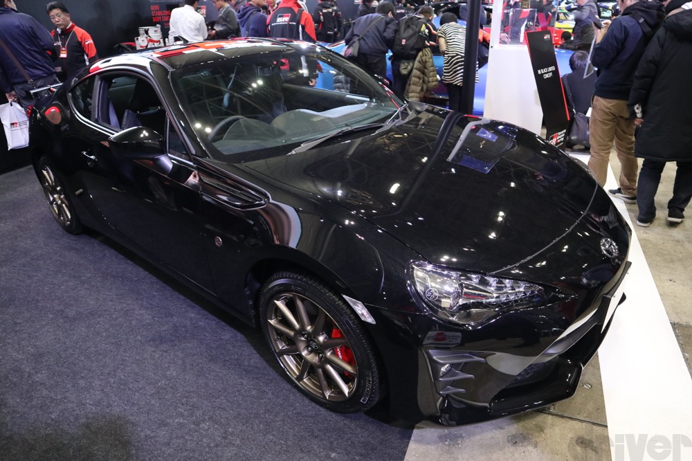 現行86最終モデルを示唆するブラックな特別仕様車を発見 東京オートサロン ドライバーweb クルマ好きの 知りたい がここに