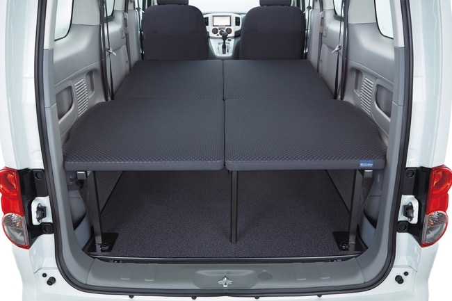 突如デビュー スズキ ワゴンrスマイル 丸目 四角いボディのスライドドア車 ドライバーweb クルマ好きの 知りたい がここに