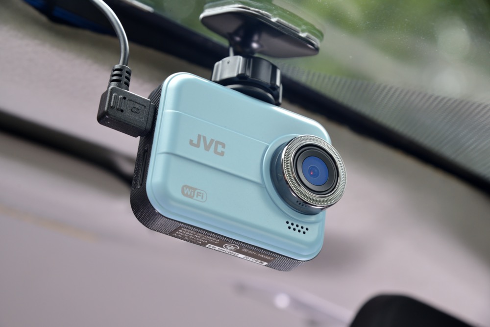 JVC ドライブレコーダー GC-DR20 Wi-Fi機能付き 論よりスマホ」、撮った映像をスマホで確認できるWi-Fi®機能を