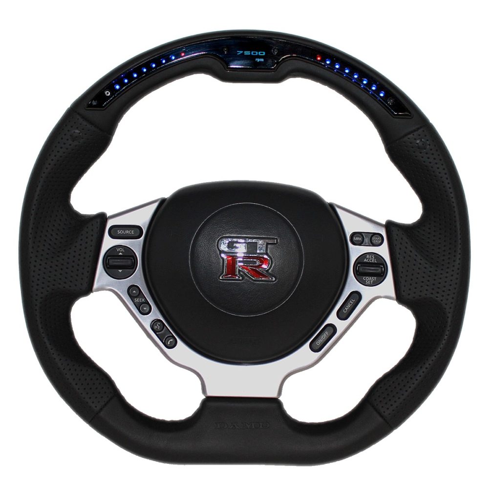 多機能なステアリングをR35 GT-Rに！ 「DAMD パフォーマンス