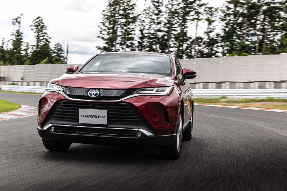 新型車試乗でよく聞く「プロトタイプ」って何者!? 市販車と何が違う?｜木下隆之の初耳・地獄耳｜ | ドライバーWeb｜クルマ好きの“知りたい”がここに