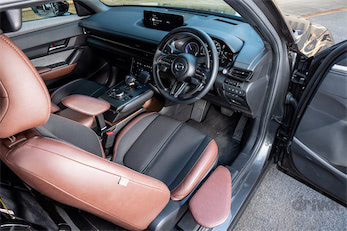 手動運転装置 マツダ『CX-30』にも手動運転装置付き車両「SeDV」を新設定 - 価格.com