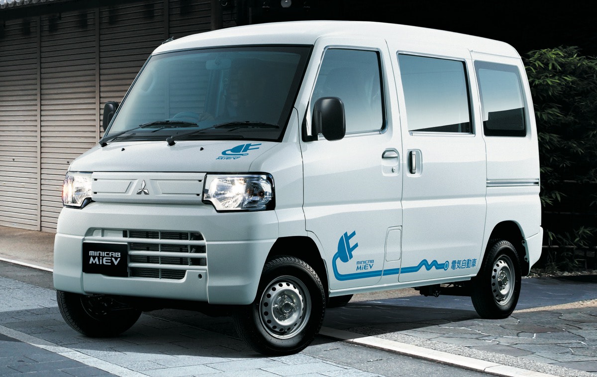 Ｈ１８年　スズキ　エブリイ DA64V　車検2年付き　ハイルーフ　ETC付　タイミングチェーン式　下取り/現車確認/直接引き取り可能 スズキ エブリイ バン☆DA64V☆AT ハイルーフ パートタイム４WD H18年