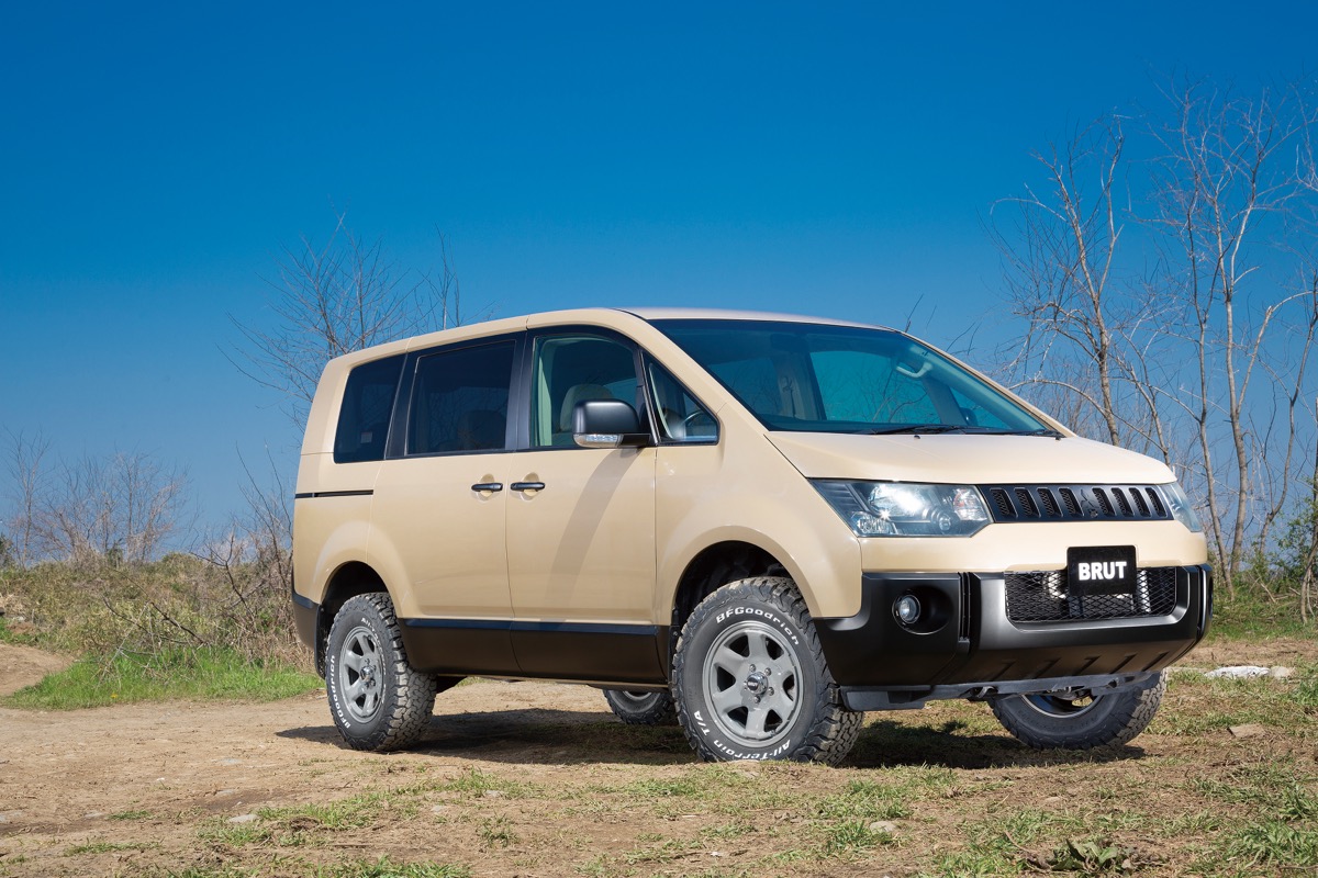 デリカD:5用厳選ホイール】スチール風のアルミ！「トライスター