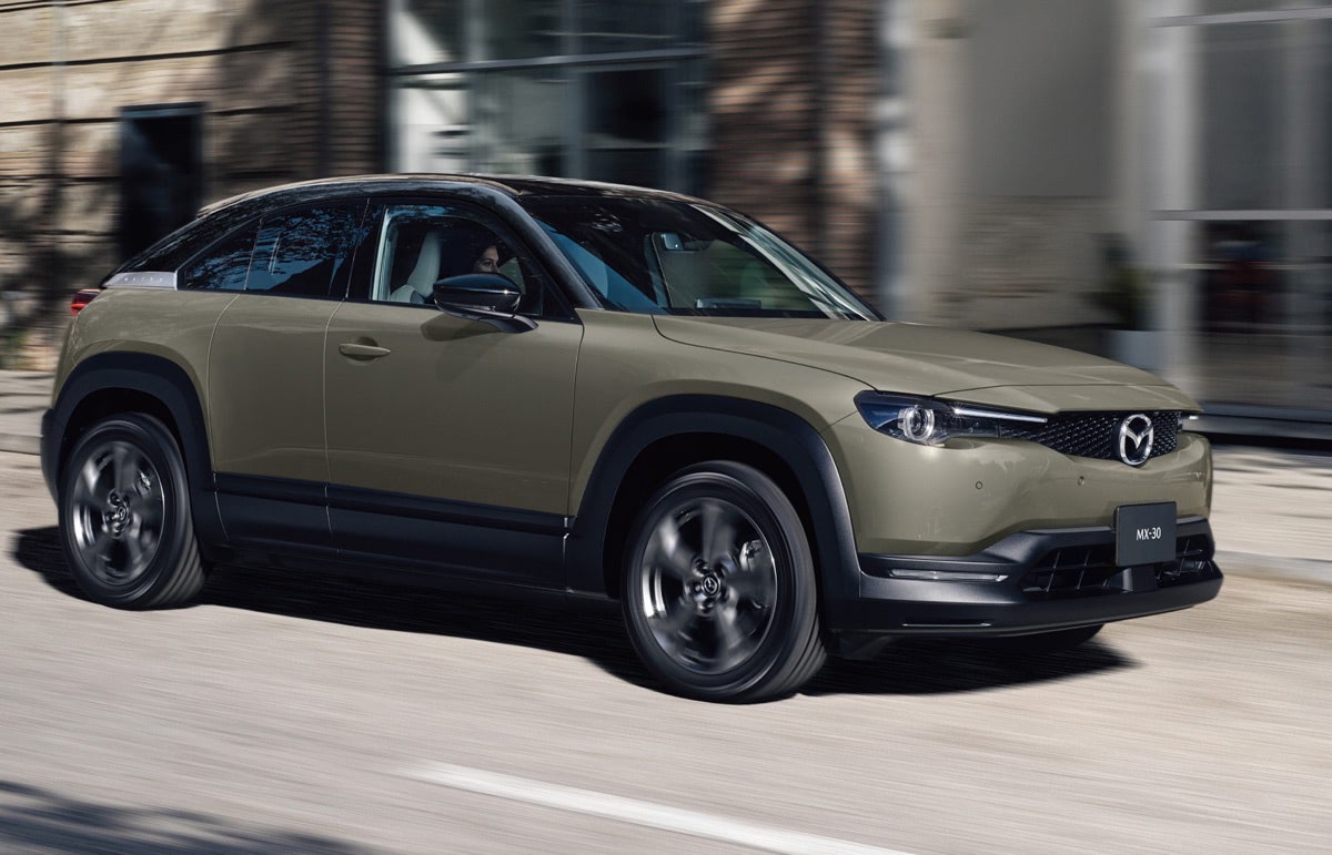 マツダ、MX-30／MX-30 EVモデルの改良を実施。新ボディカラーやEV