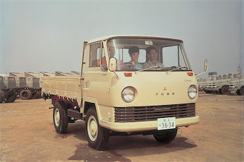 発売から60周年】三菱ふそうの小型トラック「キャンター」の車名は