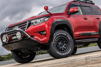 限定マットブラックが魅せるレース直系タフネスホイールの存在感｜WORK