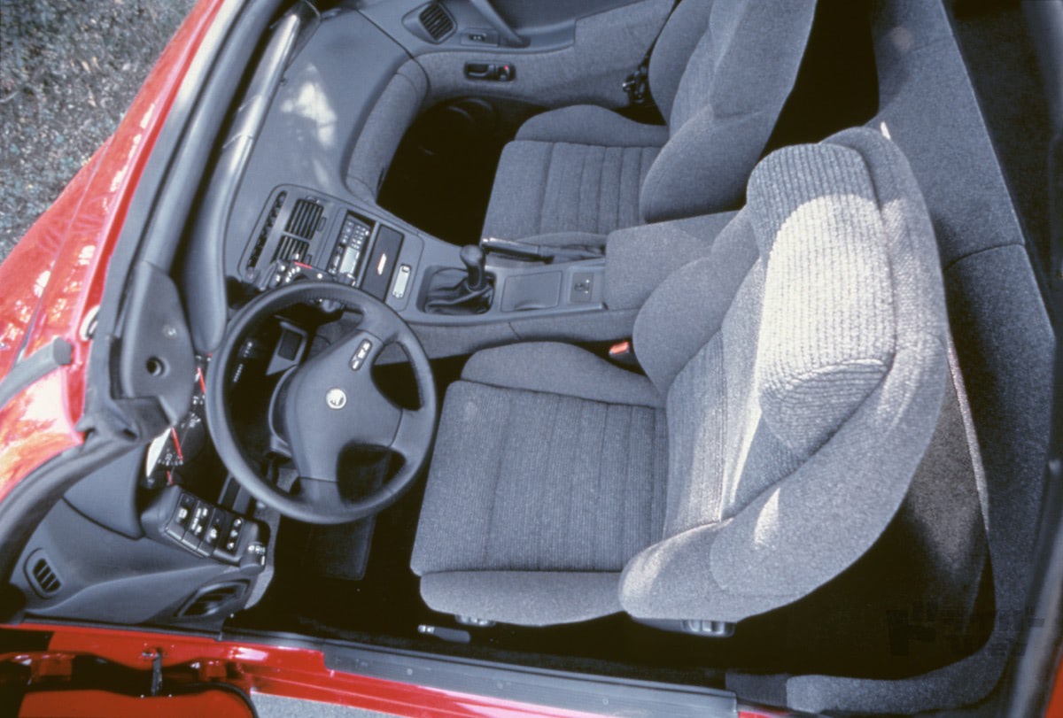 Number スポーツカー対決 世界ナンバー1のスポーツカーを目指した日産フェアレディZ 300ZX