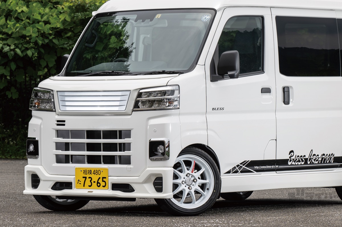 商用車カスタム】手軽に装着できるブレスのエアロパーツでキャラ変 
