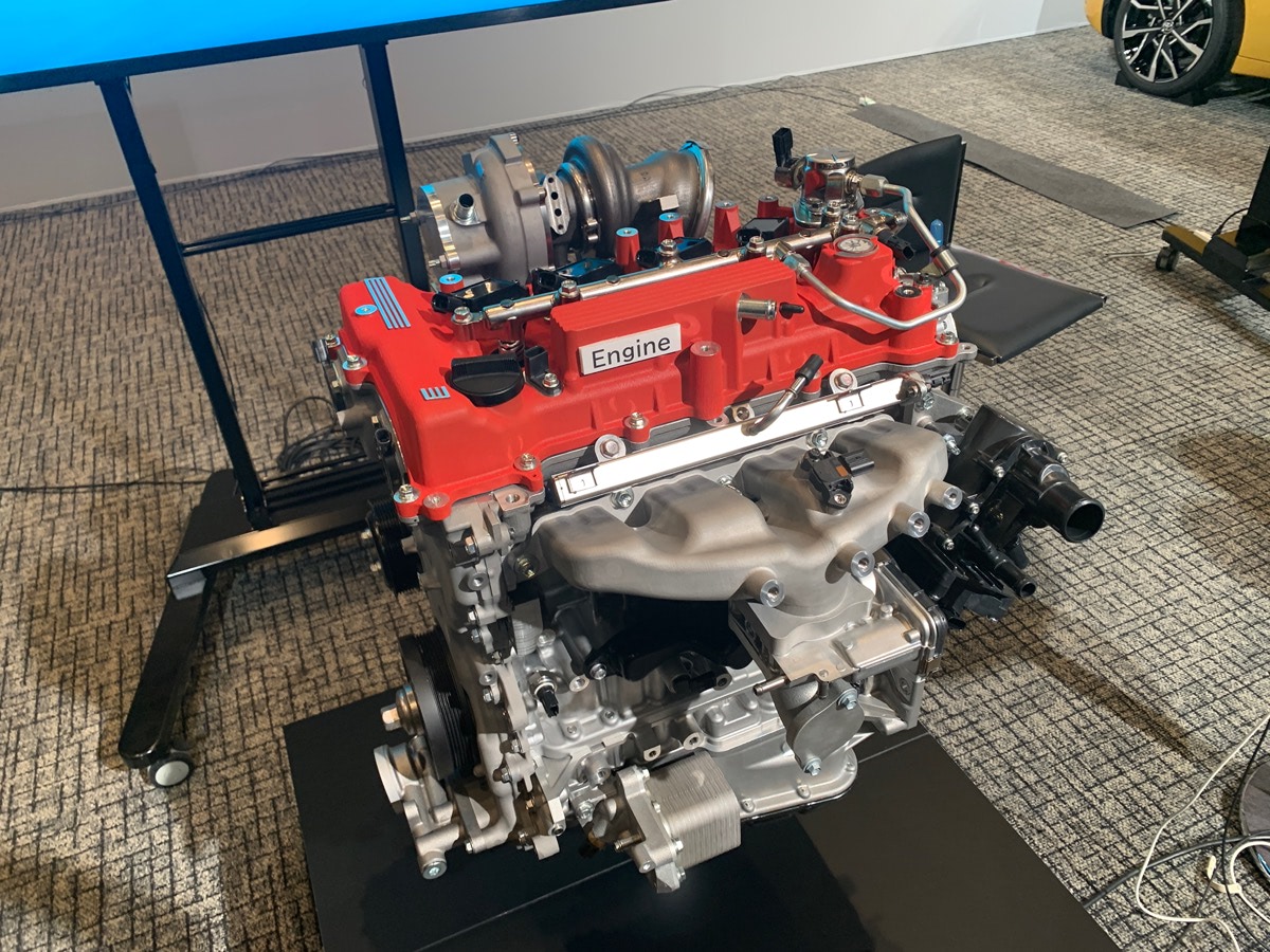 トヨタ、マツダ、スバルが「それぞれ」新エンジンを開発…「今さら