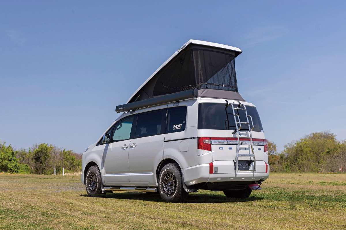 デリカD:5 カスタム】どこへでも行ける気軽なポップアップテント車