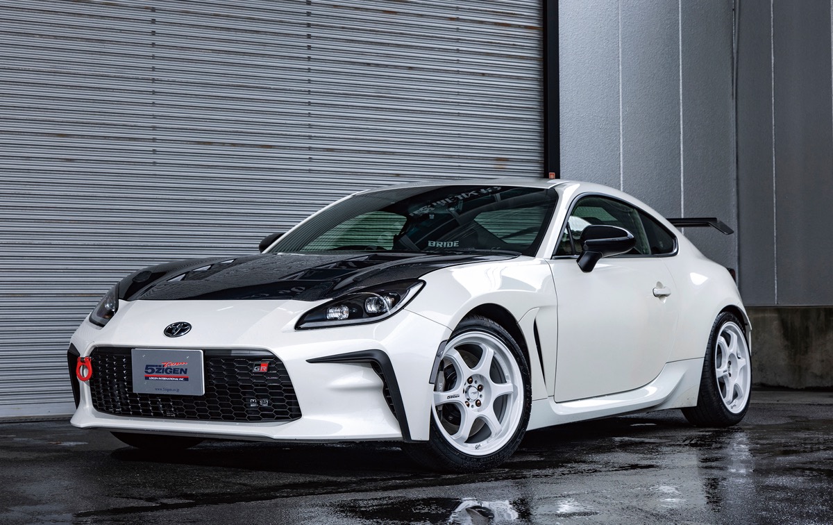 GR86/BRZカスタム】レースの現場育ちのホンモノをGR86へ｜5ZIGEN 