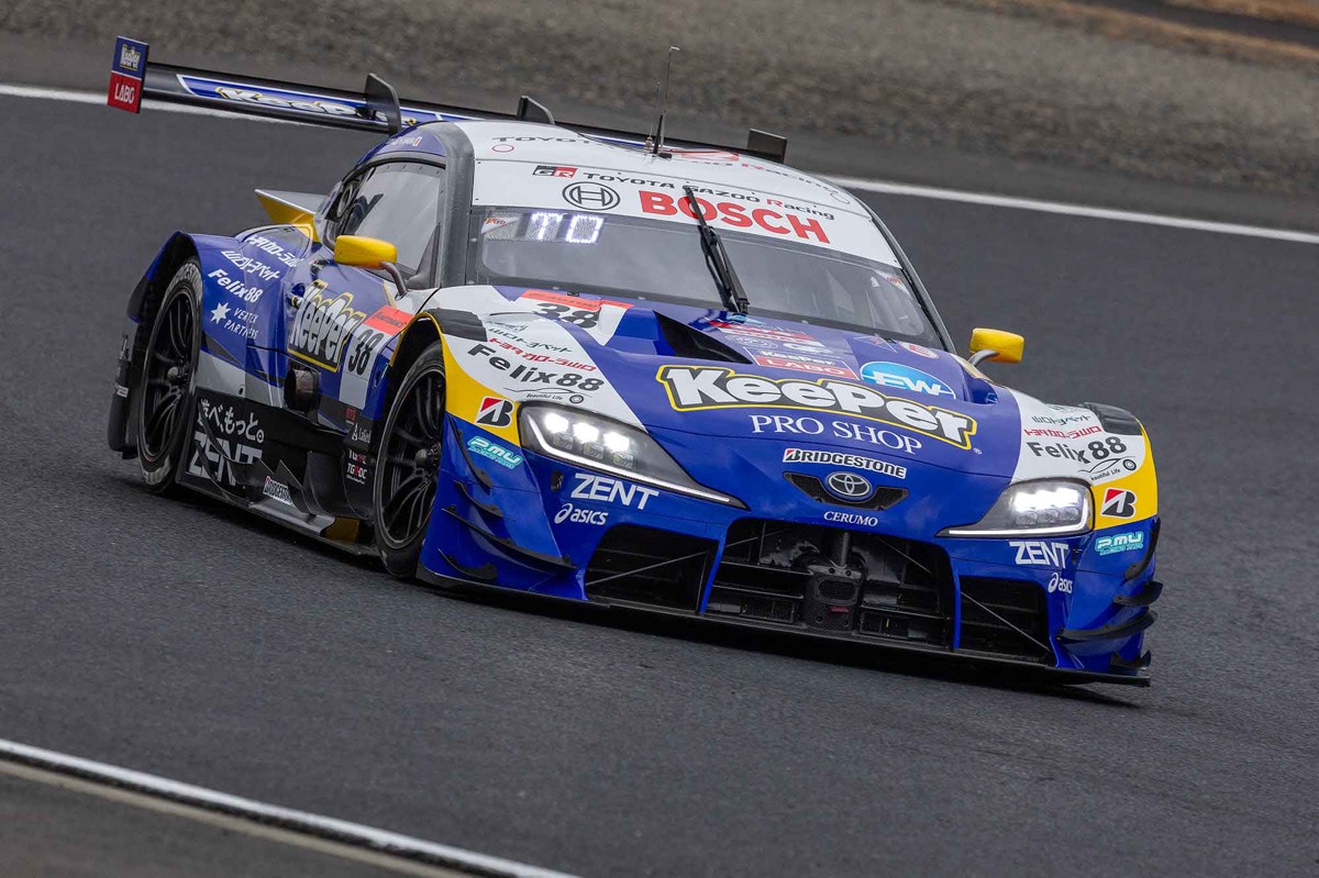SUPER GT 4月17日(日) 岡山国際サーキット 2人観戦券＋駐車券 