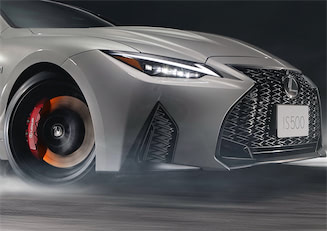レクサスIS500に500台限定の特別仕様車「Climax Edition」を設定